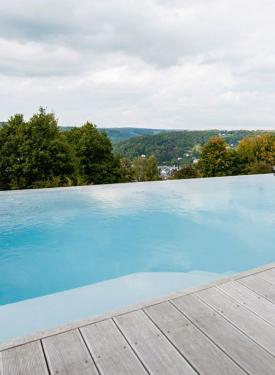 Piscines Ondine, vue époustouflante sur Malmedy