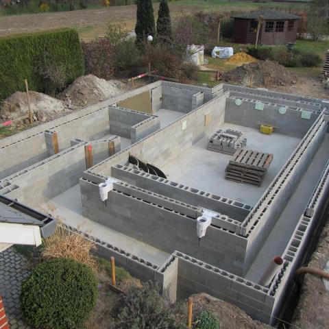 Réalisation d'une piscine en bloc STEPOC