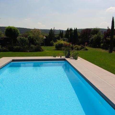 Magnifique réalisation de piscine extérieure