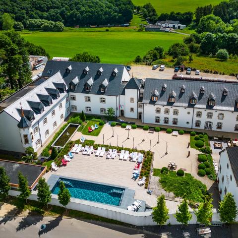 Piscines Ondine & Hôtel Château d'Urspelt **** (Clervaux)