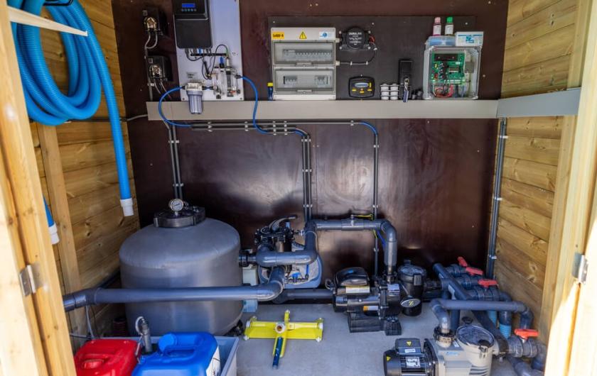 local technique piscine