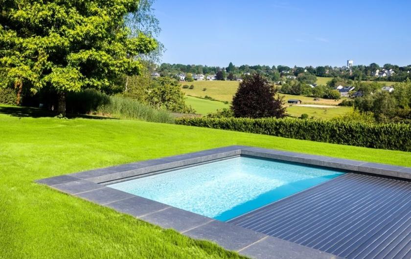 bordure piscine