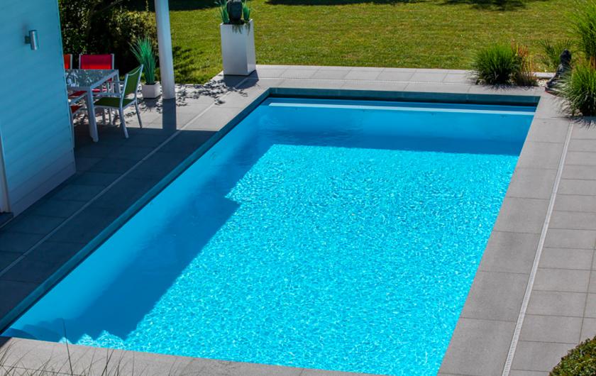 Beau projet de piscine contemporaine